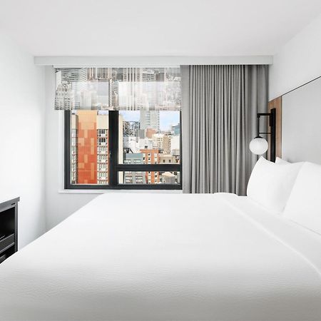 Fairfield Inn & Suites By Marriott New York Manhattan/Times Square South Екстериор снимка